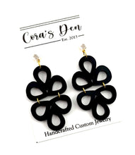 Load image into Gallery viewer, ATL Bows Geometric Set of 6 Earrings
