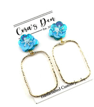 Load image into Gallery viewer, ATL Flower Frame Set of 6 Earrings

