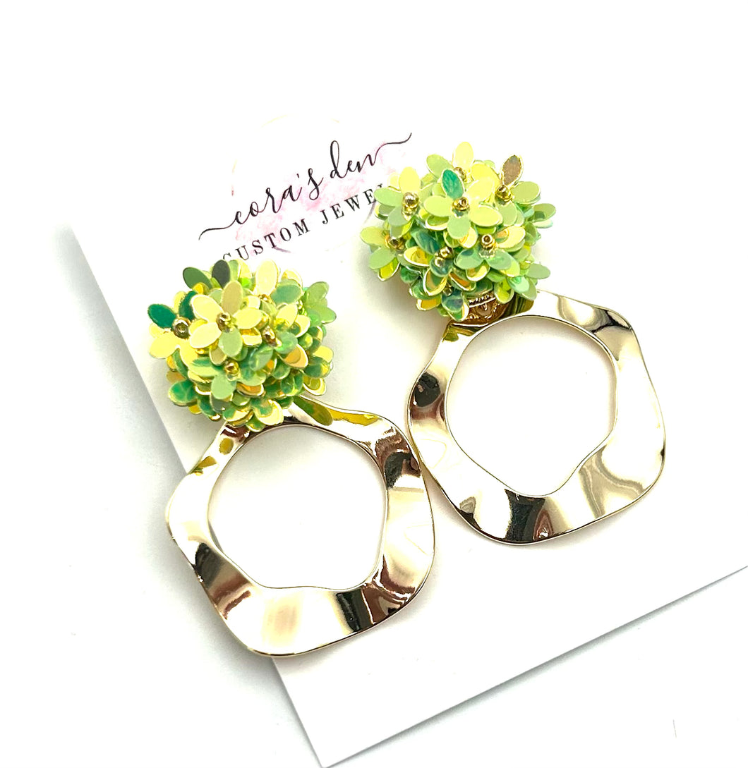 Jorja Earring w/ Green Flowers